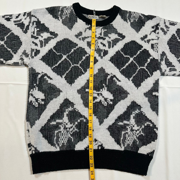 Women's KOMAN Black & White Patterned Crew Neck Sweater L - Picture 5 of 7